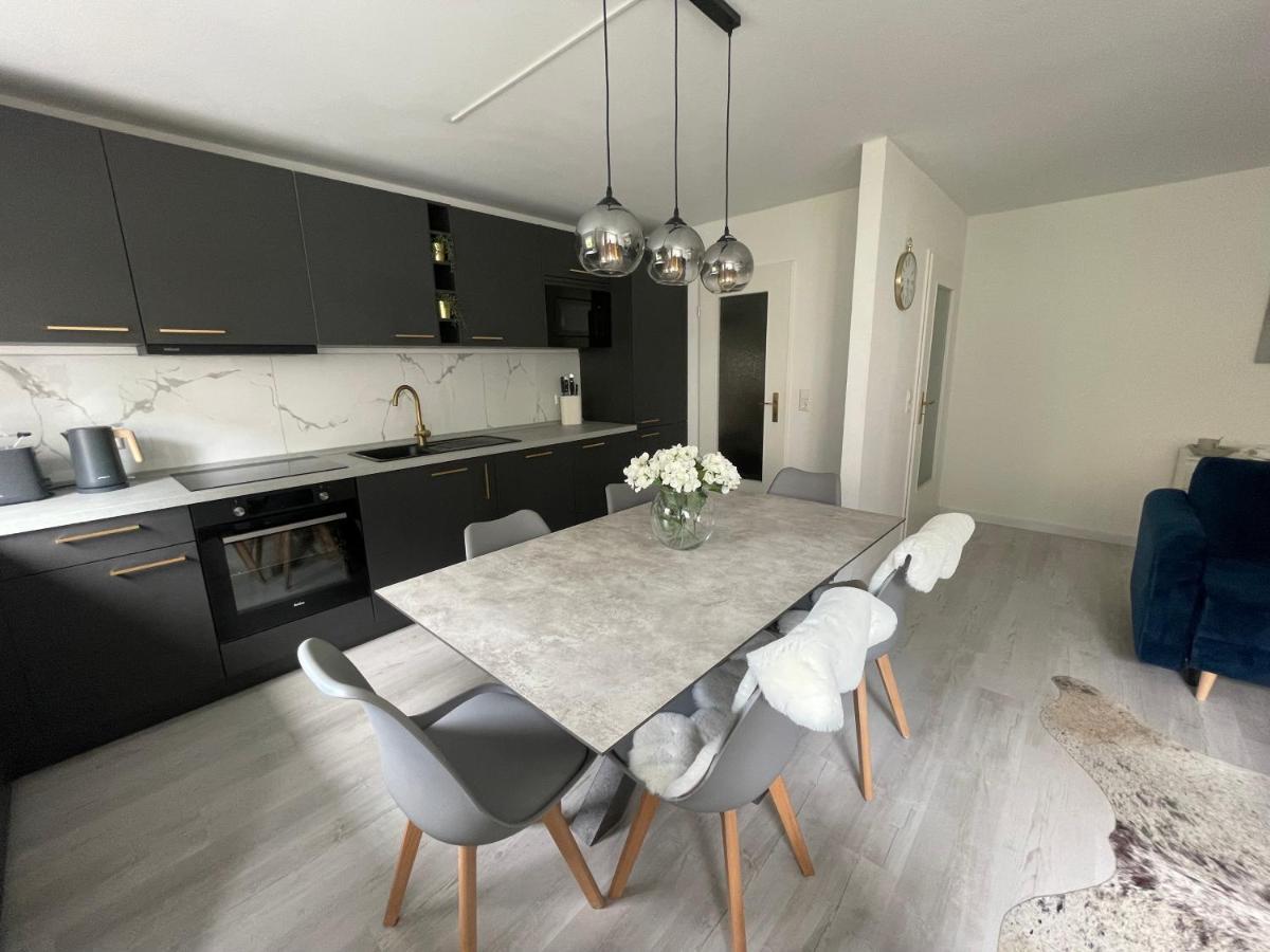 Luxus Apartment Am Fremersberg - Zentral - Mit Sauna & Badewanne バーデン＝バーデン エクステリア 写真