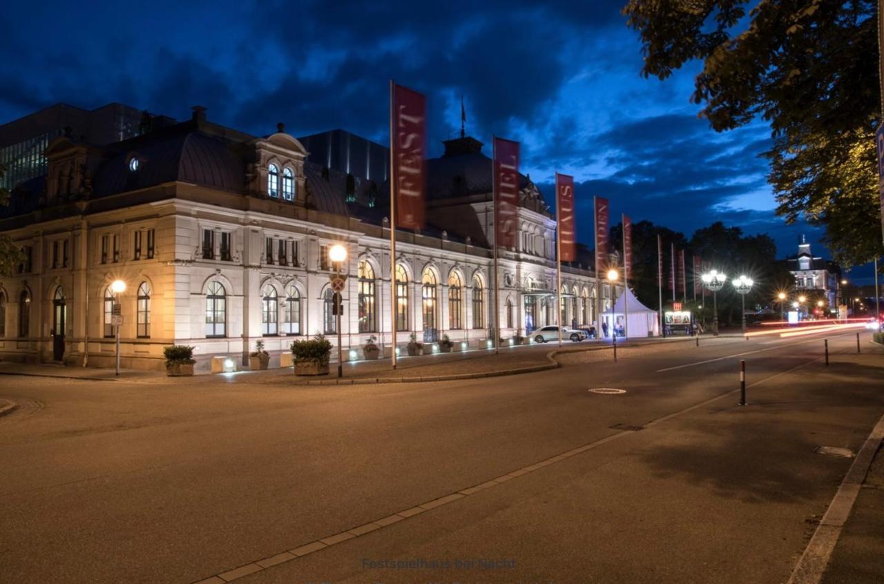Luxus Apartment Am Fremersberg - Zentral - Mit Sauna & Badewanne バーデン＝バーデン エクステリア 写真